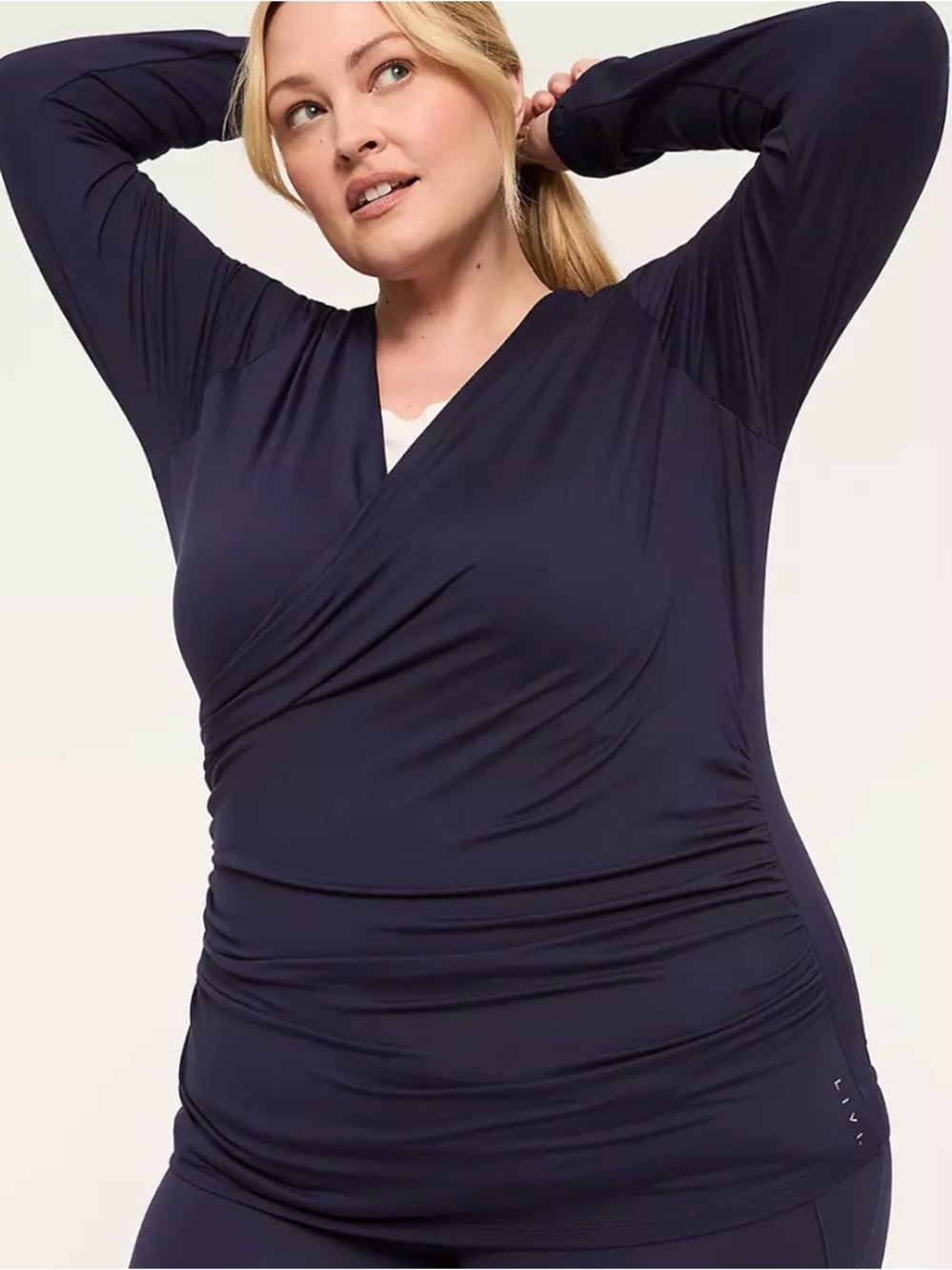 Lane Bryant LIVI Soft Faux-Wrap Side-Ruched Navy Top Stretchy Women’s 18/20